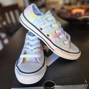 Girls Size 13 Low Top Tie Dye Converse